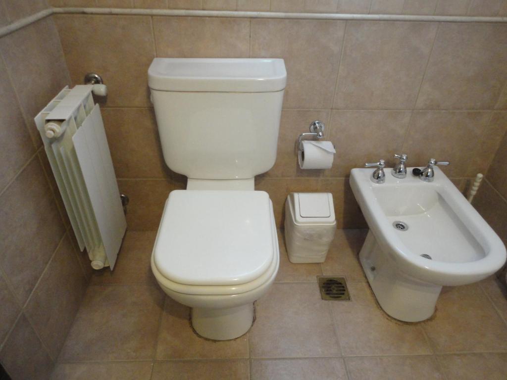 Unquehue Apartamentos Dormis Villa La Angostura Rom bilde