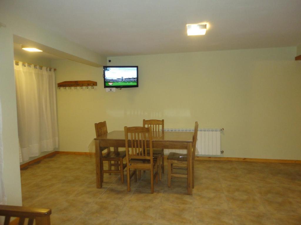 Unquehue Apartamentos Dormis Villa La Angostura Rom bilde